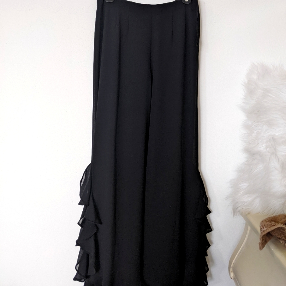 Studio I Ruffle bottom Pants Black size 6 - Picture 4 of 10